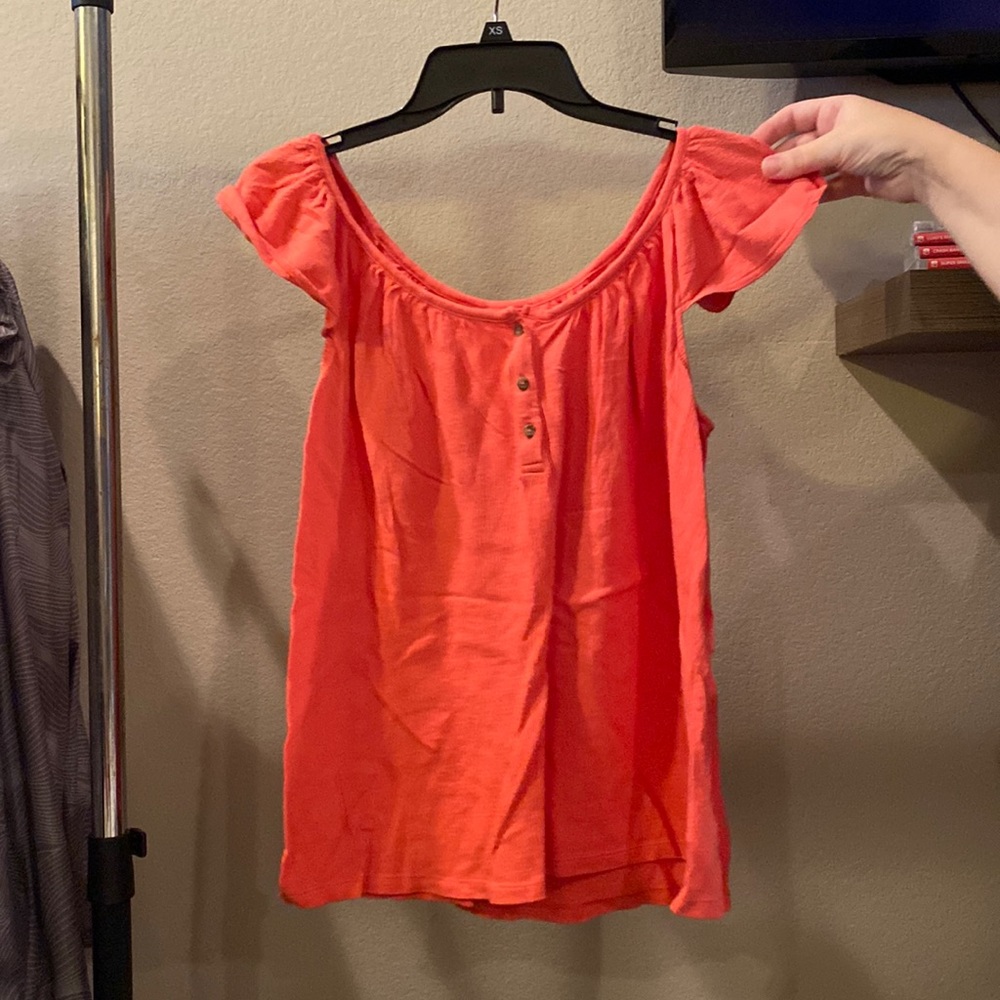 Womens coral shirt, size large